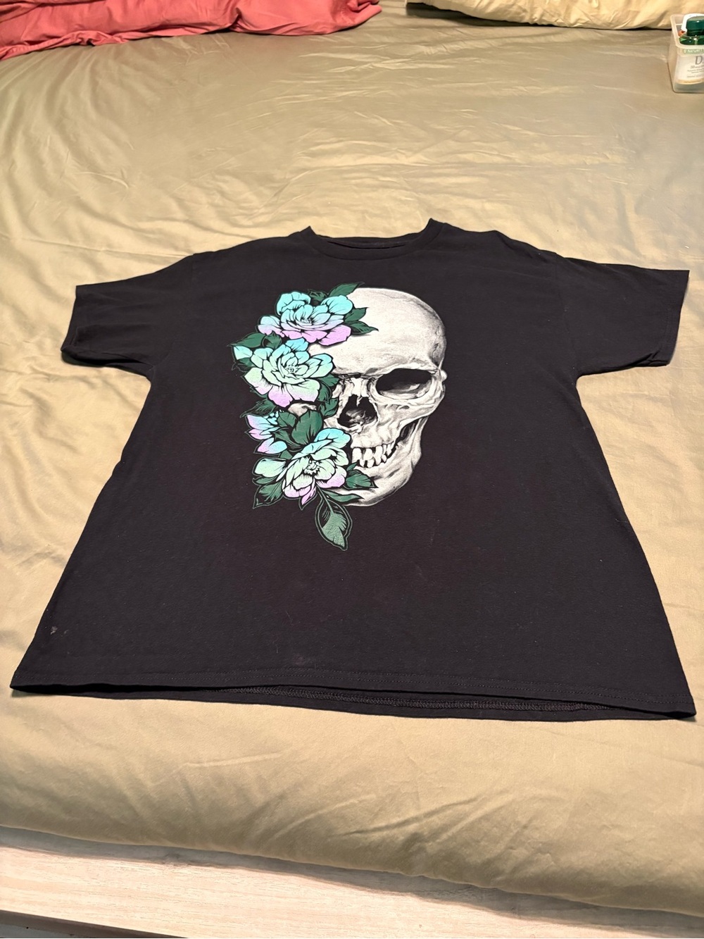 DOM Shirt Mens Black Skull Flowers Graphic Short Sleeve - Picture 2 of 3